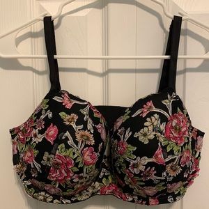Victoria’s Secret, Dream Angels Embroidered Lace Push-Up Bra, Black Floral 36DDD